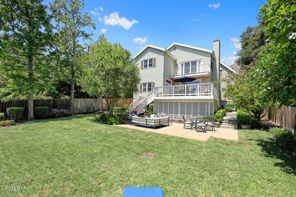 260 W Carter Avenue