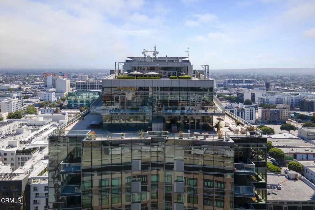 1155 S Grand Avenue 1403