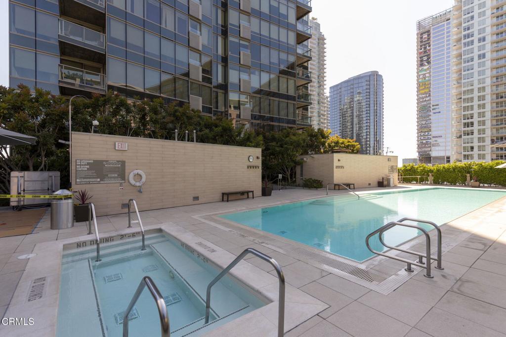 1155 S Grand Avenue 1403