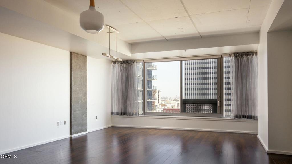 1155 S Grand Avenue 1403