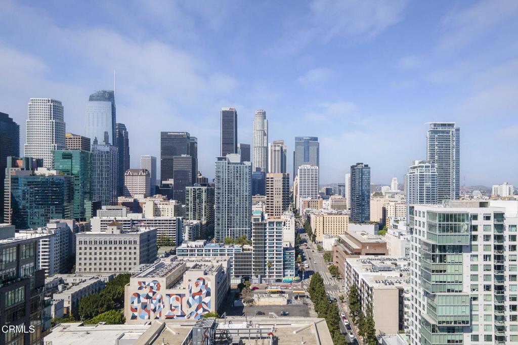 1155 S Grand Avenue 1403