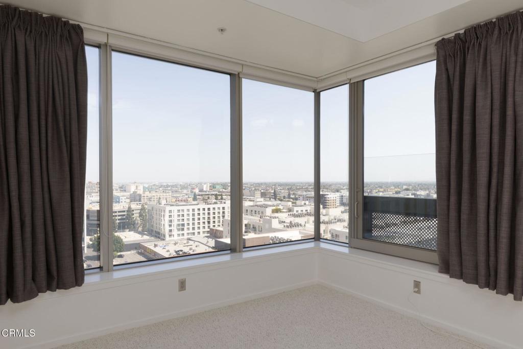 1155 S Grand Avenue 1403