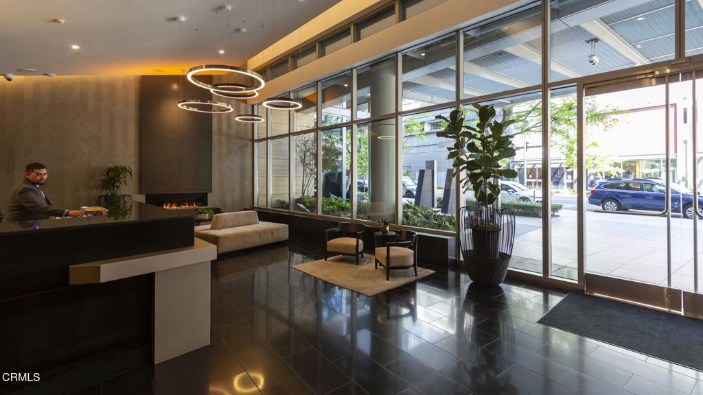 1155 S Grand Avenue 1403