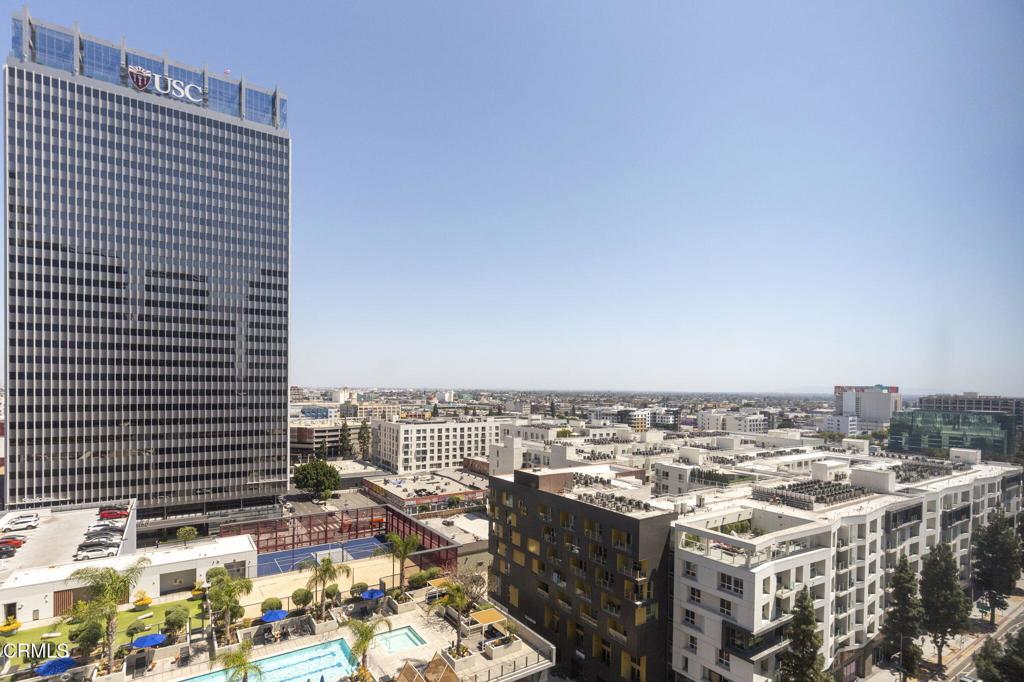 1155 S Grand Avenue 1403