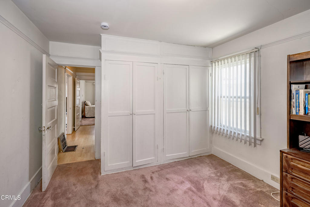 1139 N. Heliotrope Dr.