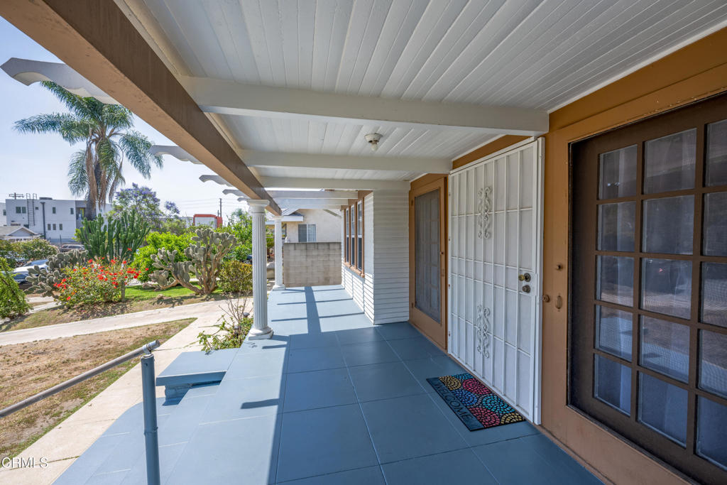 1139 N. Heliotrope Dr.