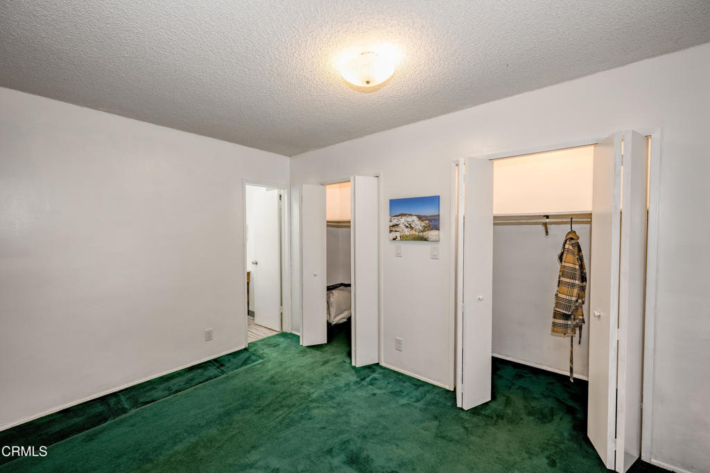 1139 N. Heliotrope Dr.