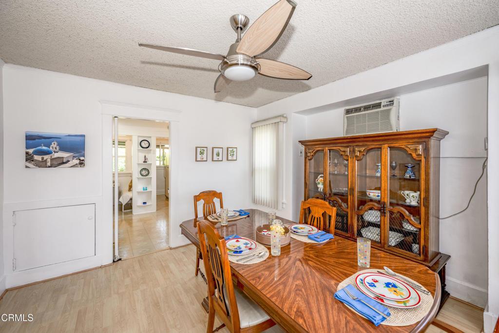 1139 N. Heliotrope Dr.