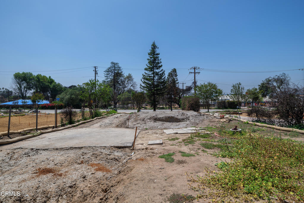 955 E Mendocino Street