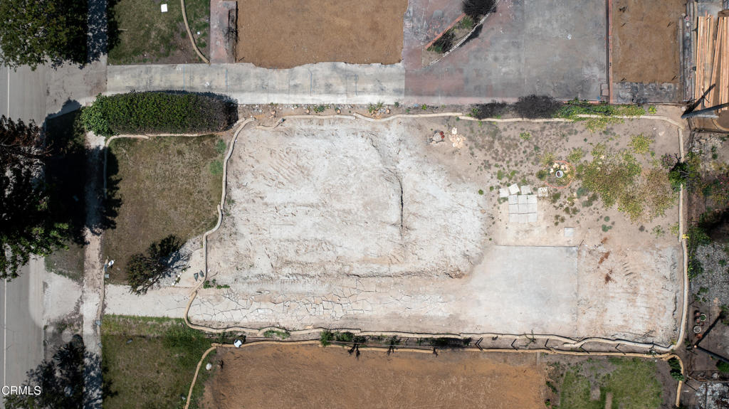 955 E Mendocino Street