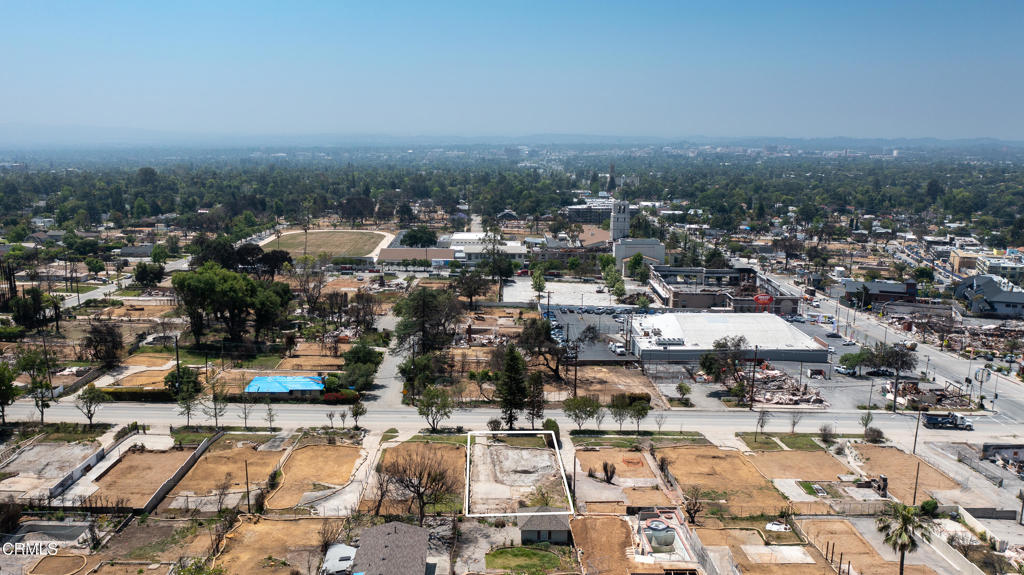 955 E Mendocino Street