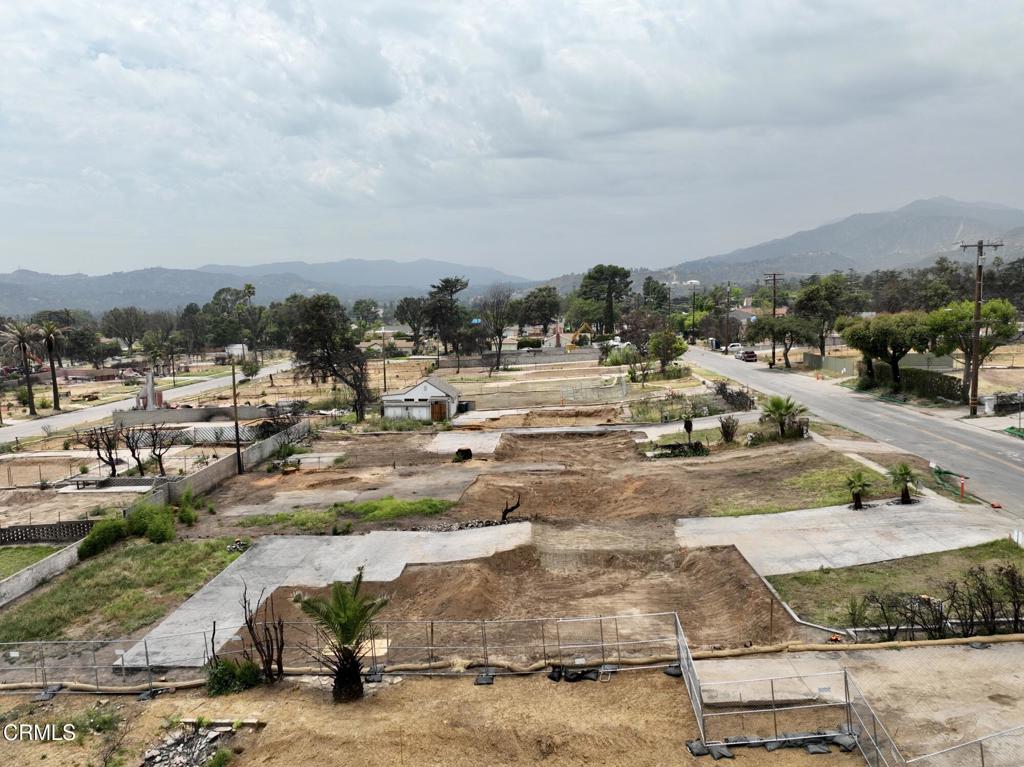 36 W Altadena Drive Drive