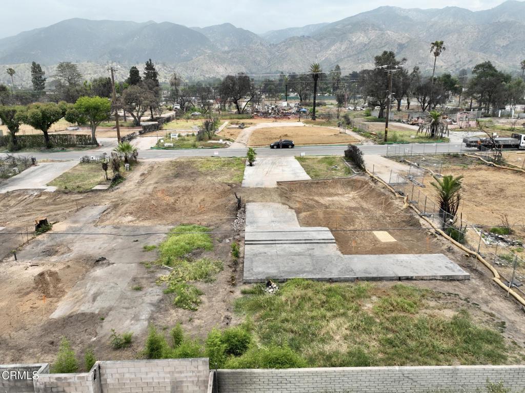 36 W Altadena Drive Drive