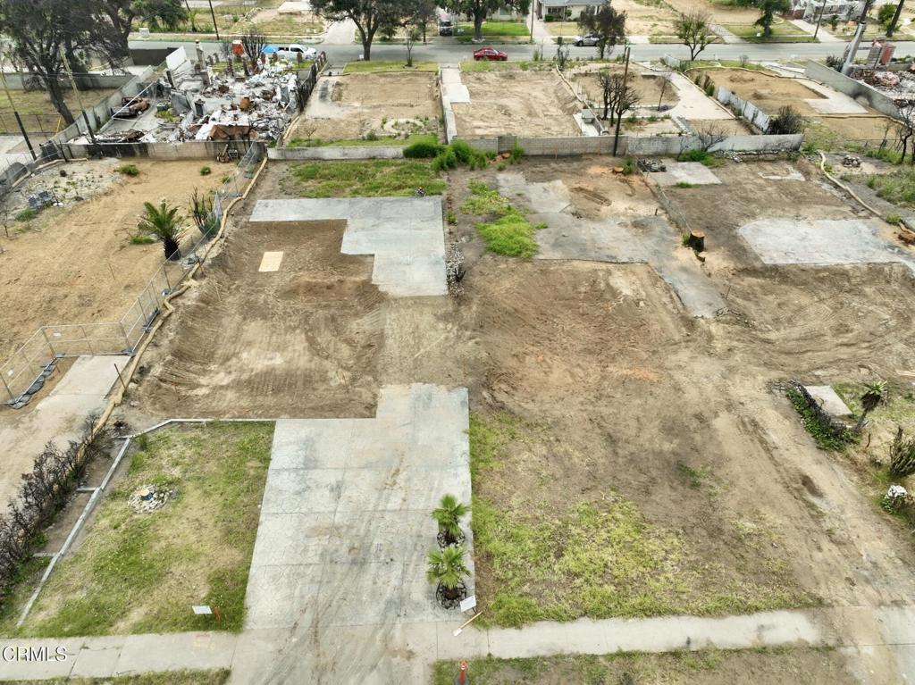 36 W Altadena Drive Drive