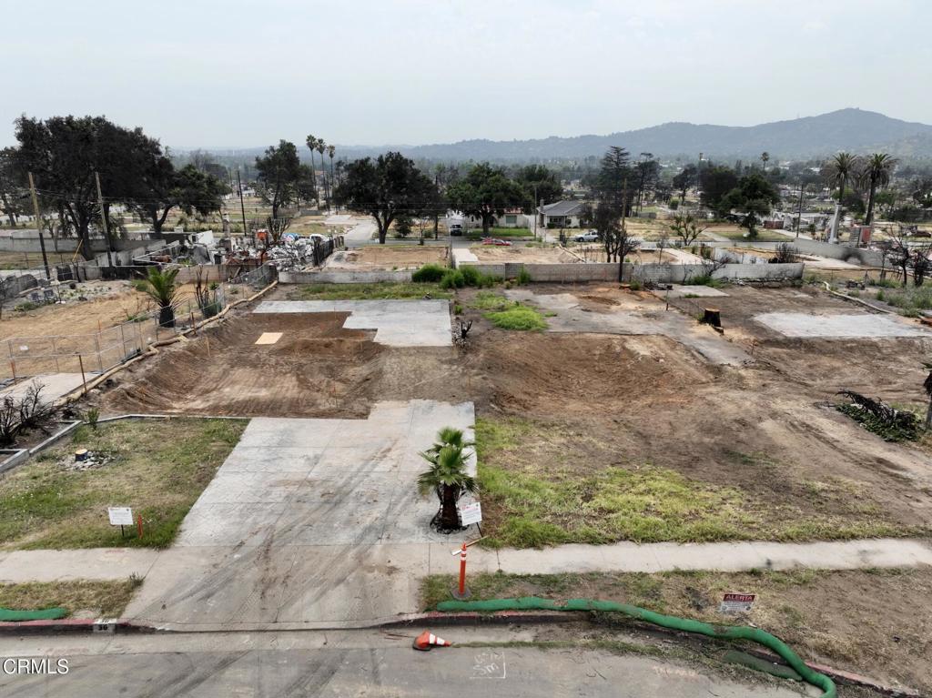 36 W Altadena Drive Drive