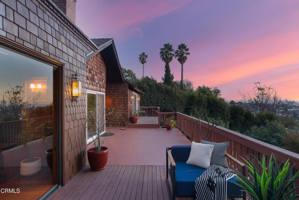 3880 Clayton Avenue W