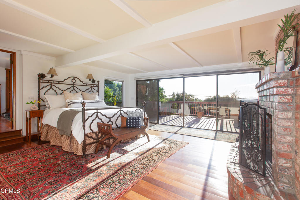 3880 Clayton Avenue W