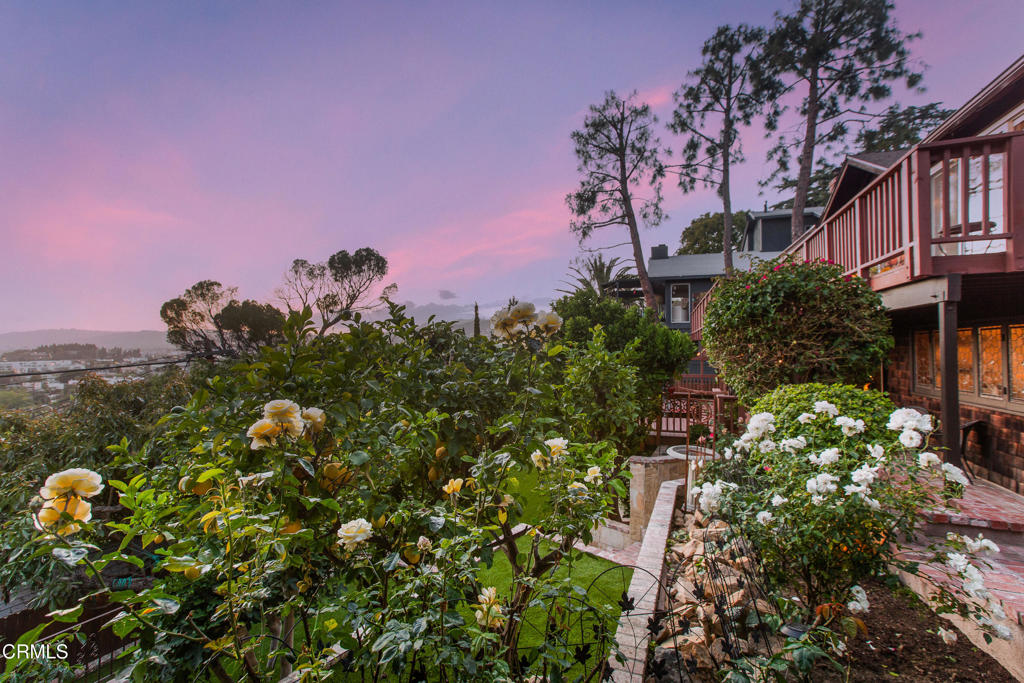 3880 Clayton Avenue W