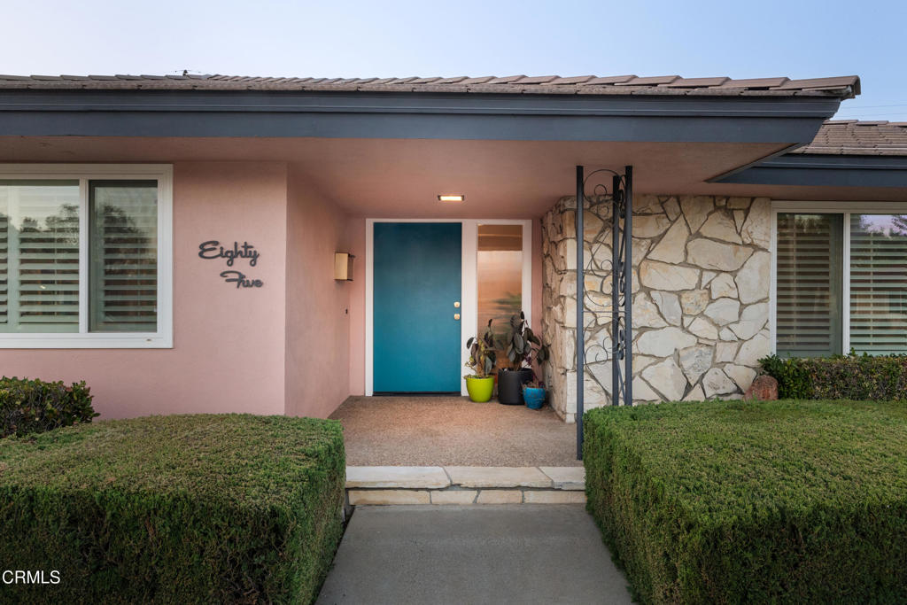 85 Gardenia Court