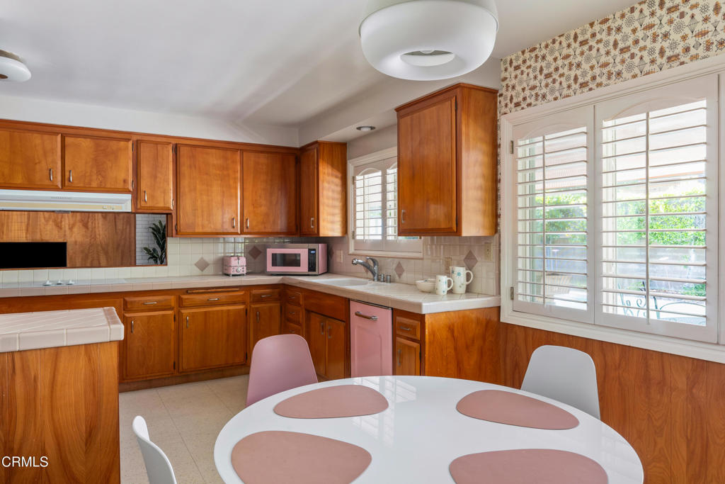 85 Gardenia Court