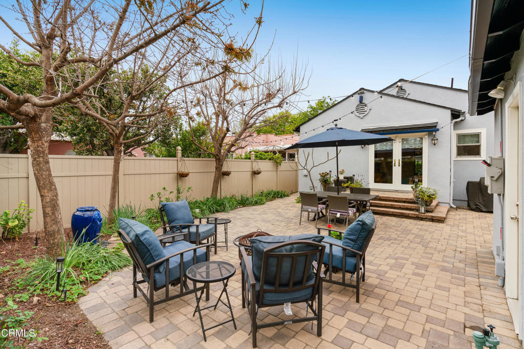 400 N Sunnyslope Avenue