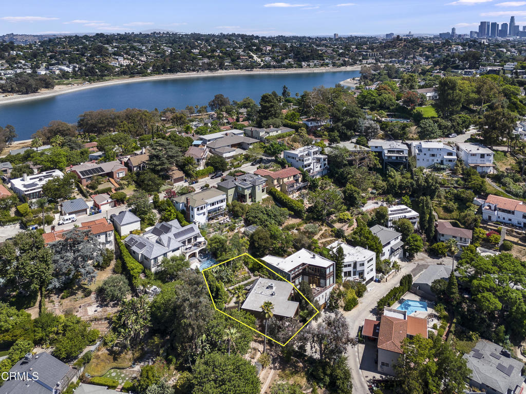 2266 Panorama Terrace