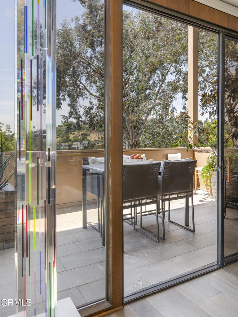 2266 Panorama Terrace