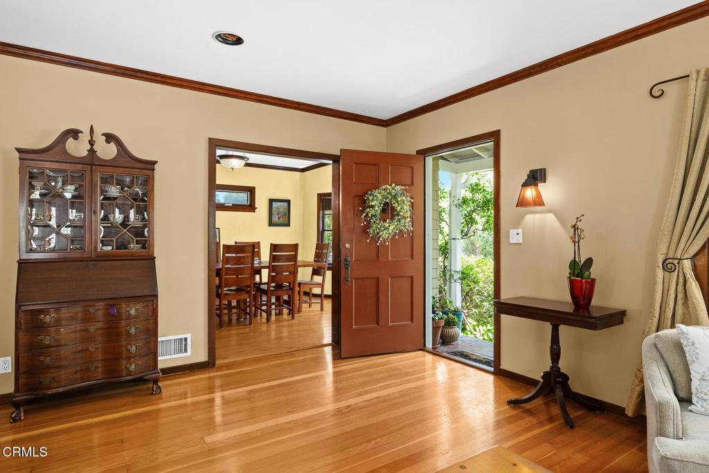 1116 Foothill Street