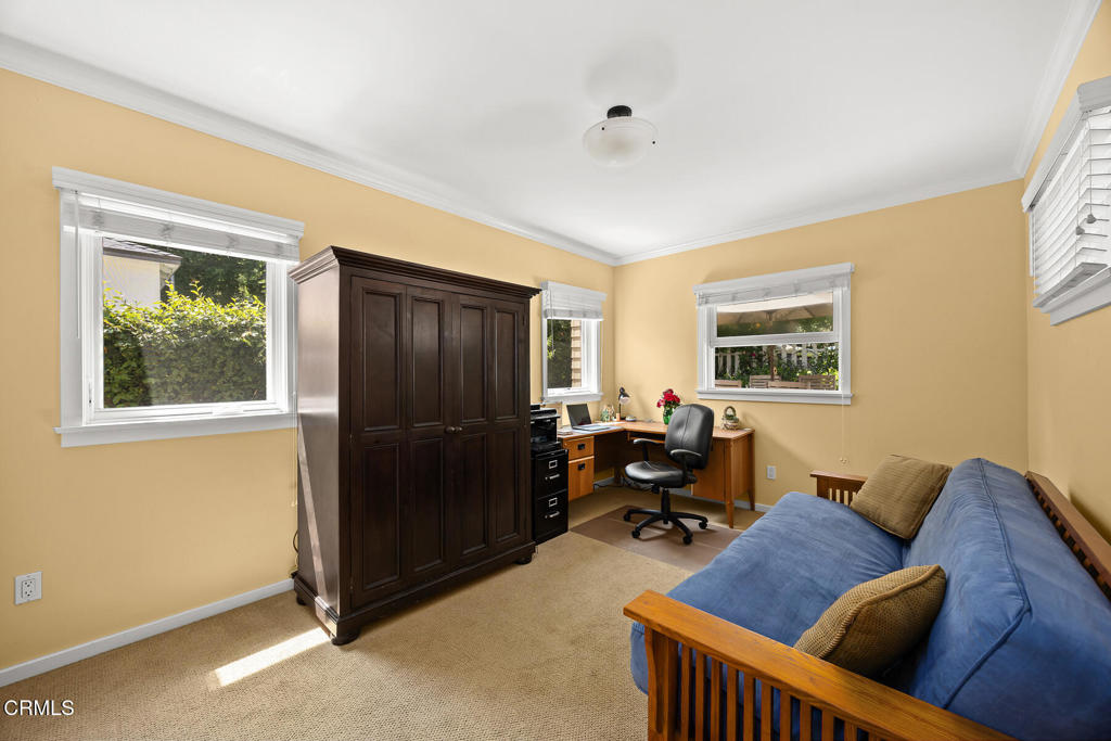 1116 Foothill Street