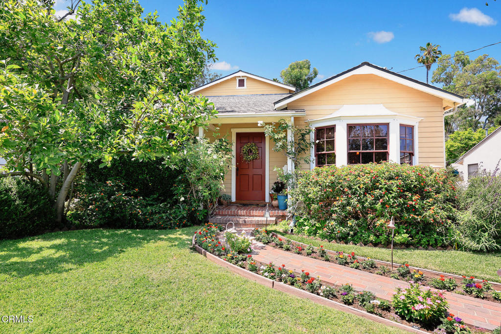 1116 Foothill Street