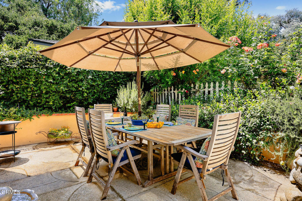 1116 Foothill Street