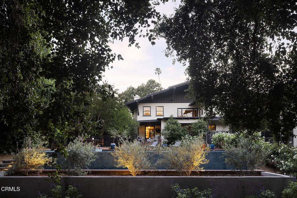 224 Oaklawn Avenue