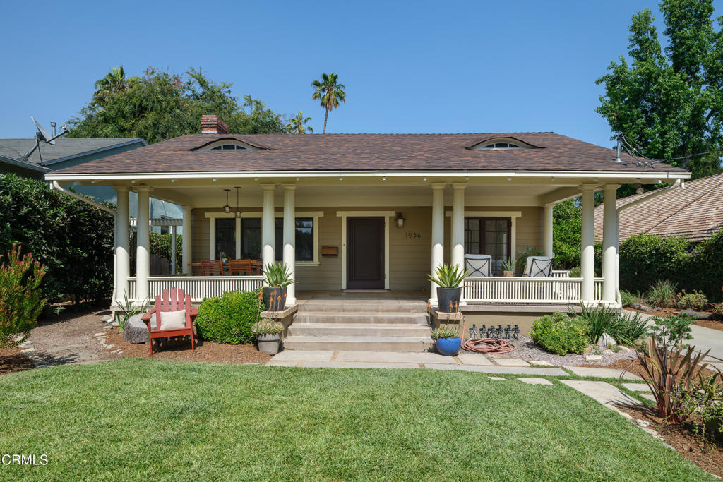 1036 N Chester Avenue