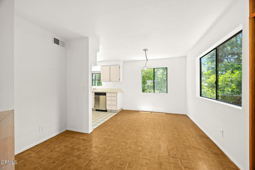 441 Maple Way 6