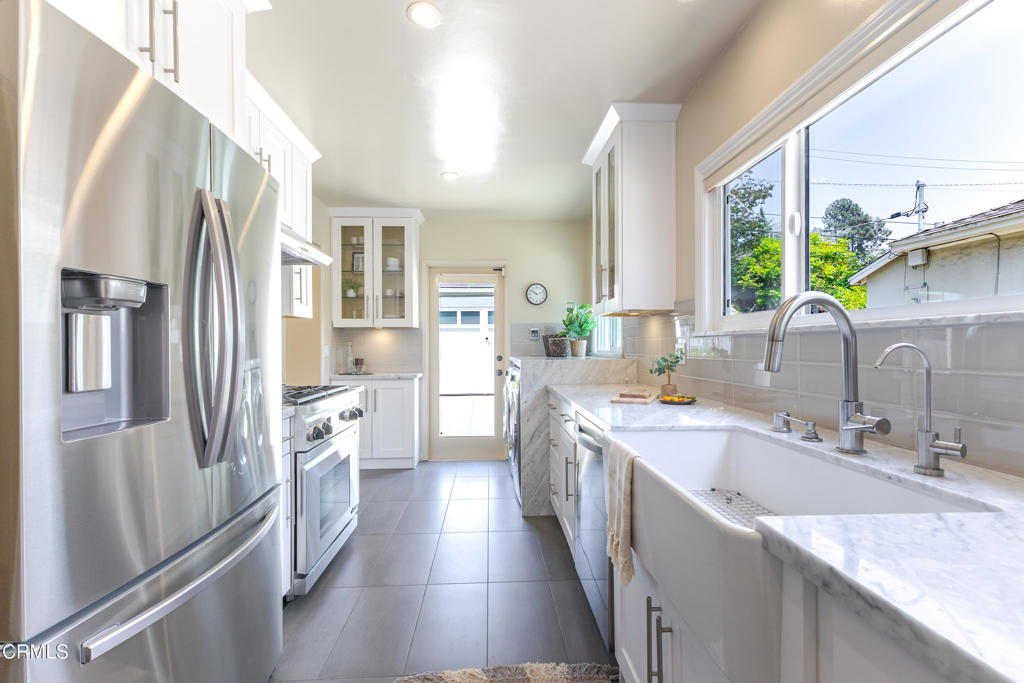 1541 La Loma Road