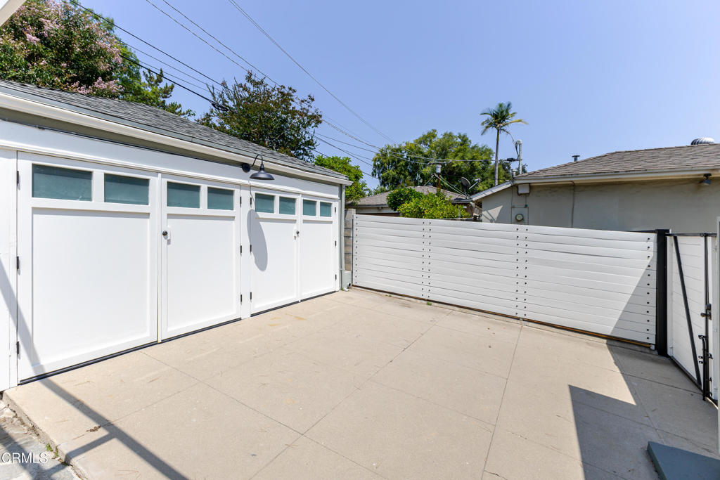 1541 La Loma Road
