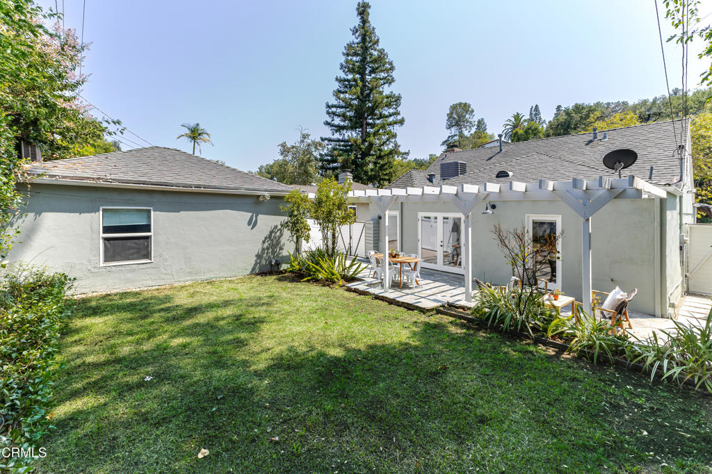 1541 La Loma Road