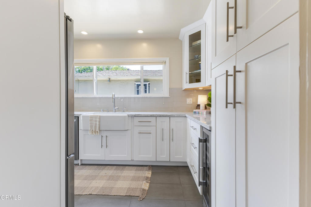 1541 La Loma Road