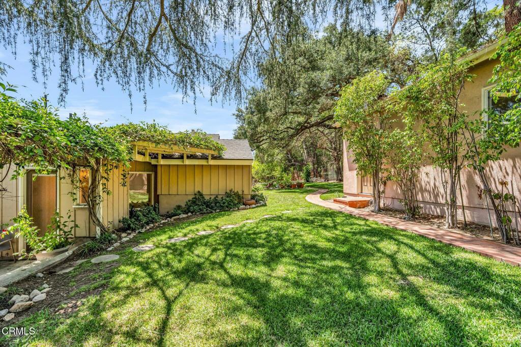 1313 E Palm Street