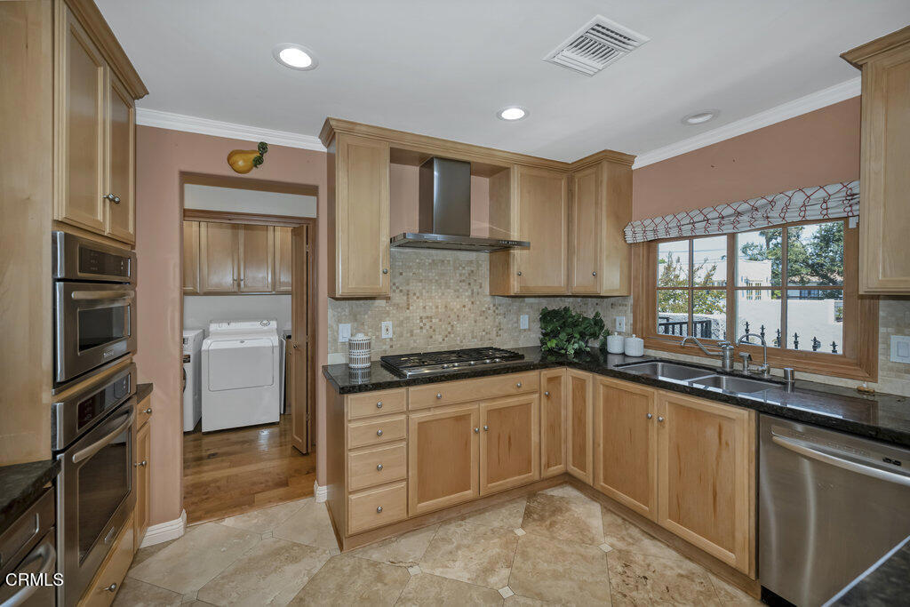 117 Brocadero Place