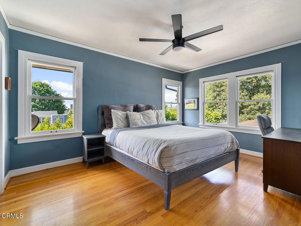 1327 Campbell Street