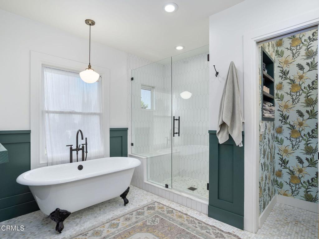 1327 Campbell Street