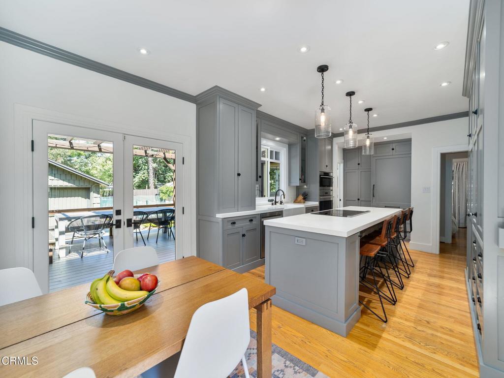 1327 Campbell Street