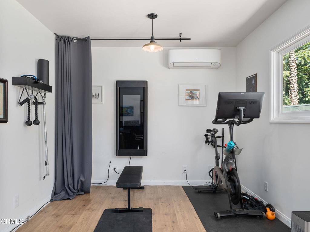 1327 Campbell Street