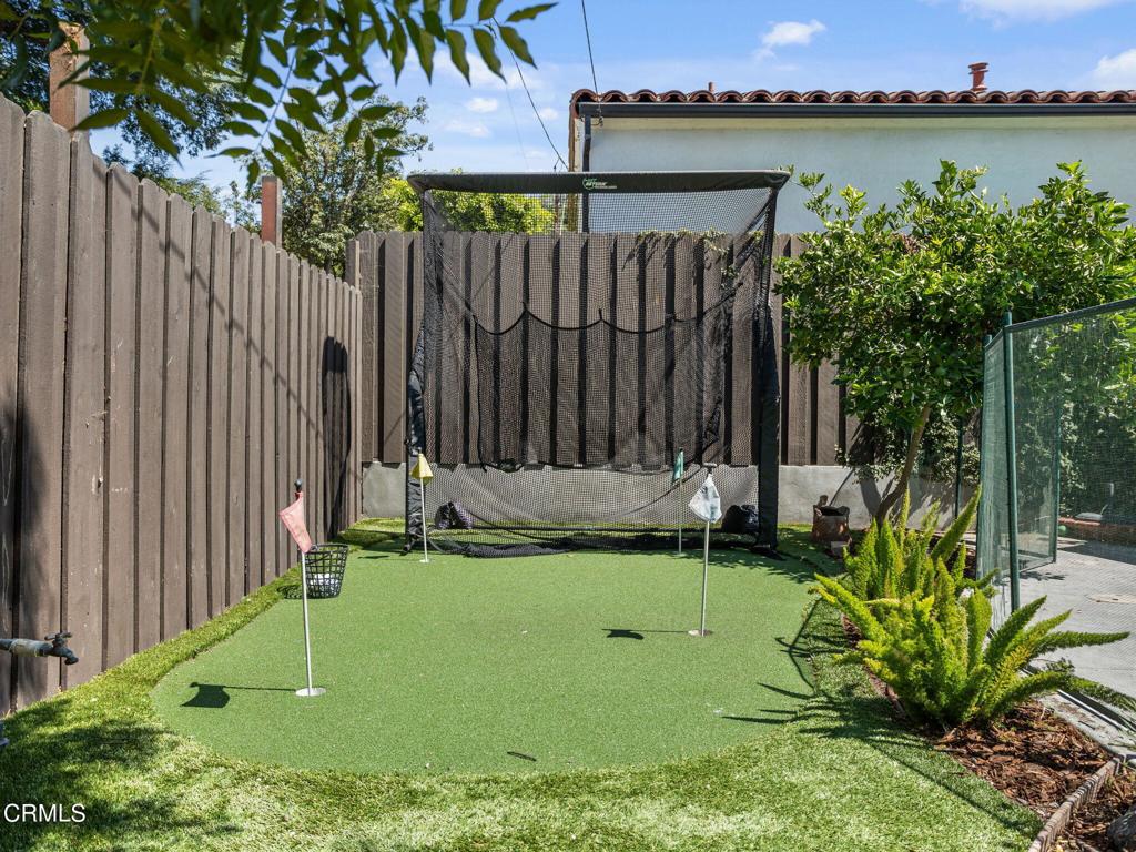 1327 Campbell Street