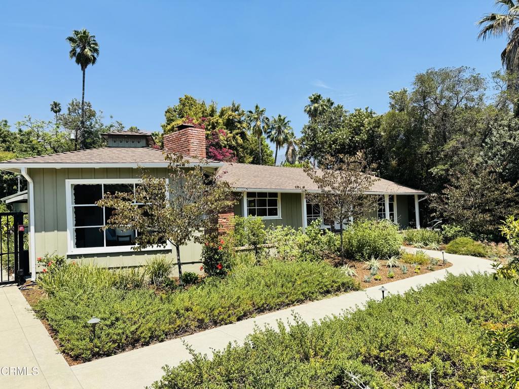41 E Bonita Avenue