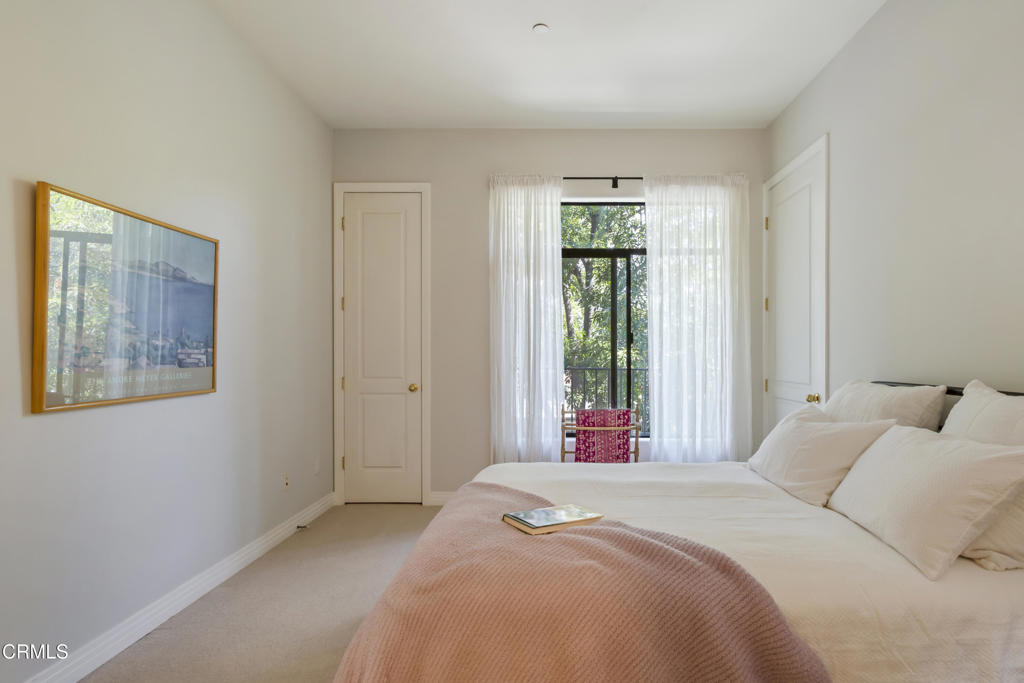 748 Locust Street 403