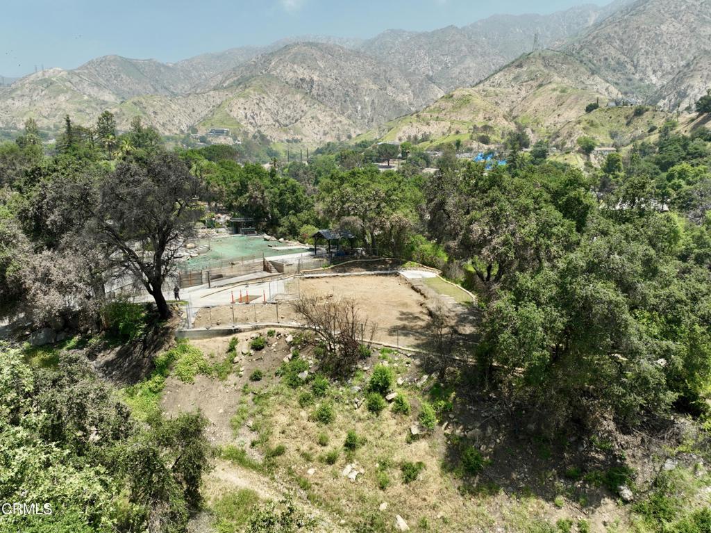 2880 Holliston Avenue