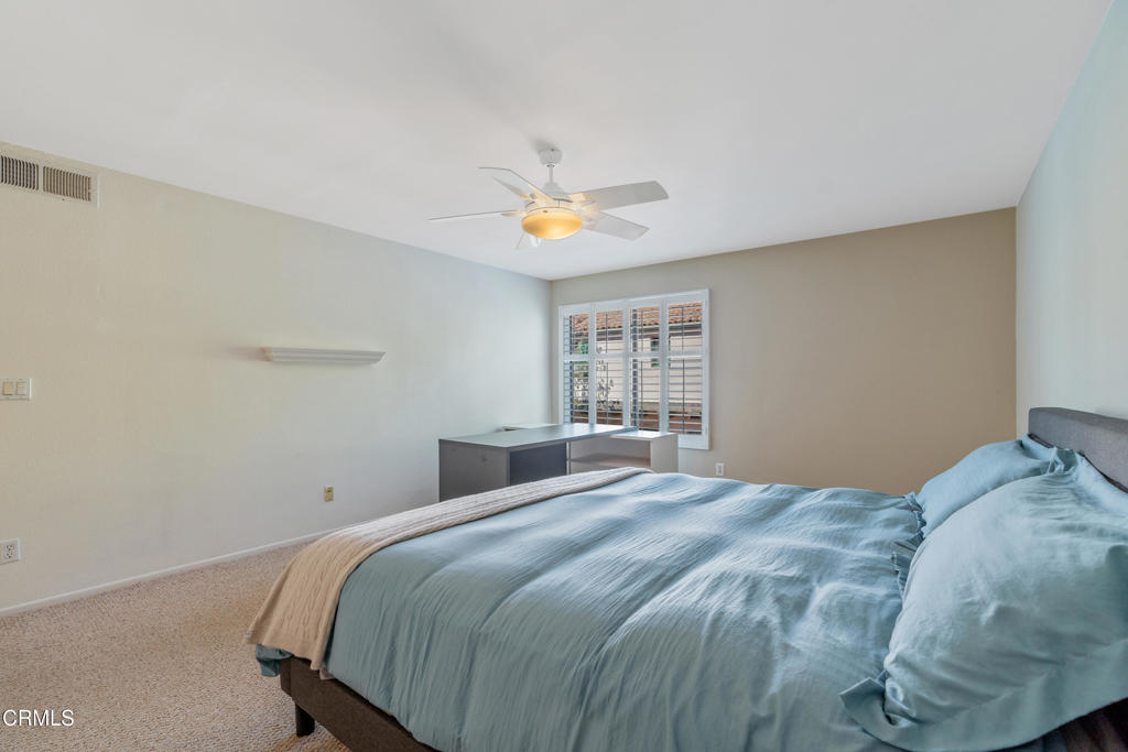 633 E California Boulevard 201