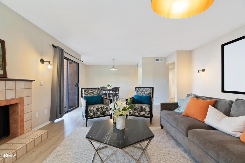 633 E California Boulevard 201